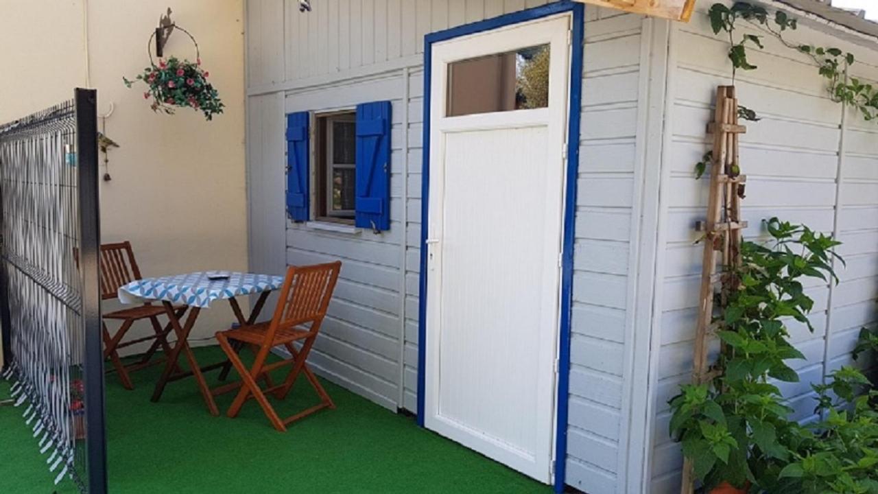 Bungalow De Kermoal Trébrivan Exteriör bild